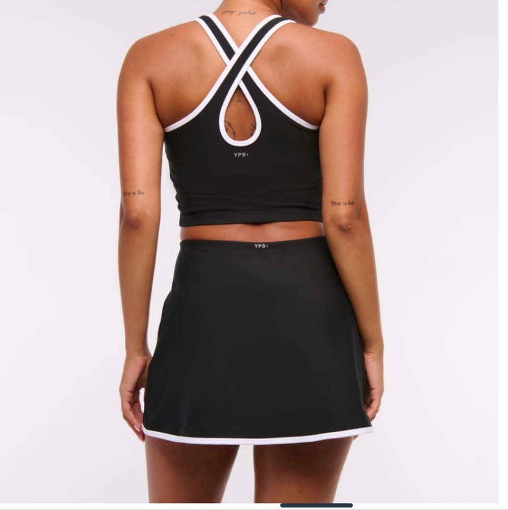 NWT Abercrombie & Fitch YPB Black with White Trim Skirt/Skort - Picture 4 of 8
